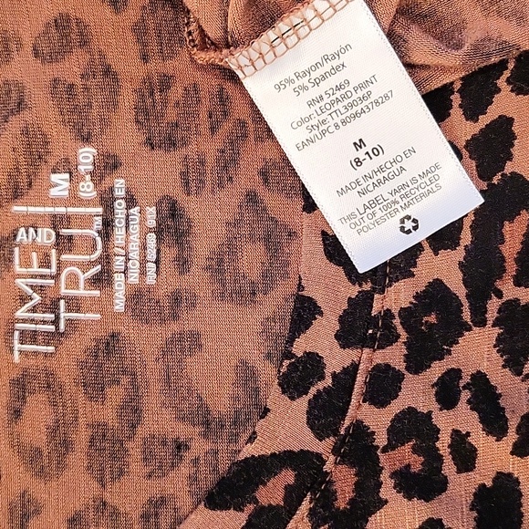 LIKE NEW Sexy Leopard Print Long Sleeve Top, M - Picture 8 of 13